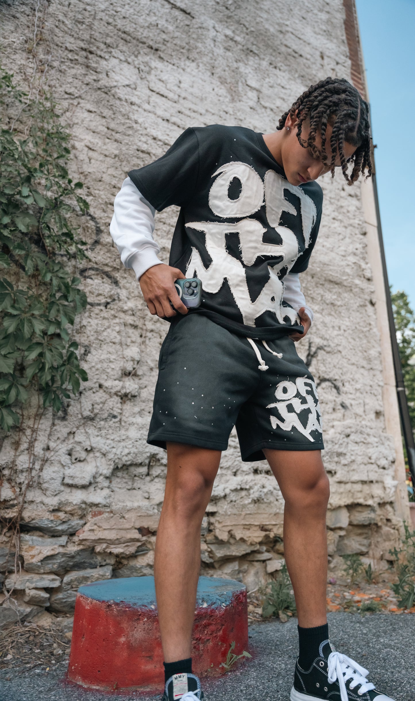 OTM RHINESTONE SHORTS (BLACK)